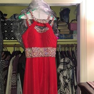 Red Prom dress